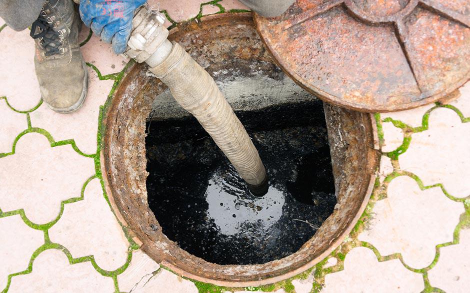  déboucher les toilettes Crosne